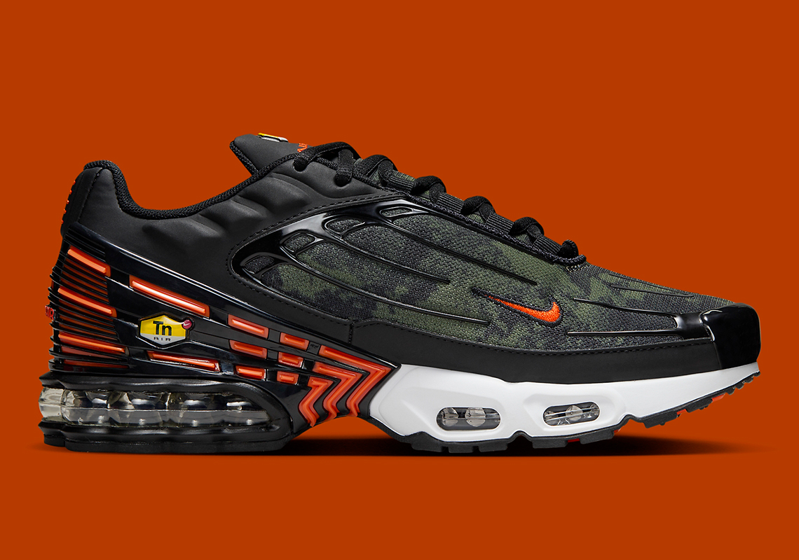 Nike Air Max Plus TN Noir Orange Vif DA1514-001