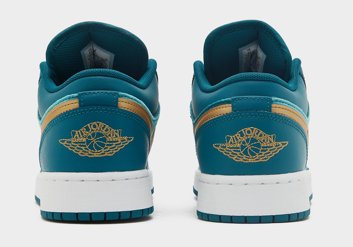 Air Jordan 1 Low Gs Teal Velvet 3