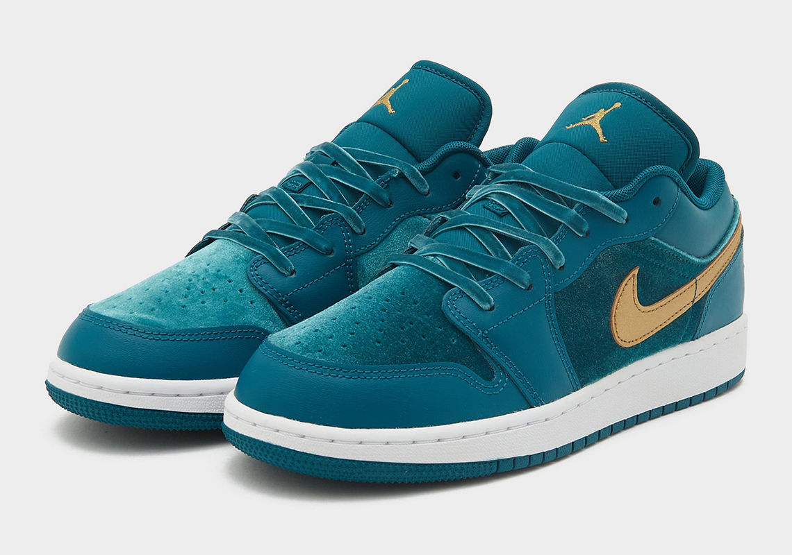 The Jumpman Family Brings A Teal Velvet To This Kid’s Air Jordan 1 Low