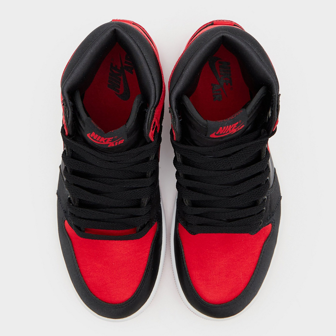 Air Jordan 1 High OG Satin Bred