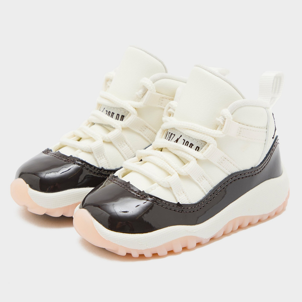 Big Kids' Air Jordan Retro 11 Basketball Shoes