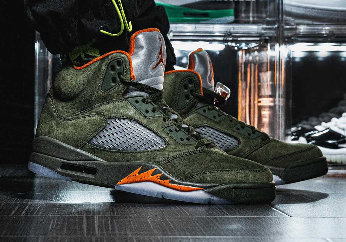 New jordan 5s coming on sale out