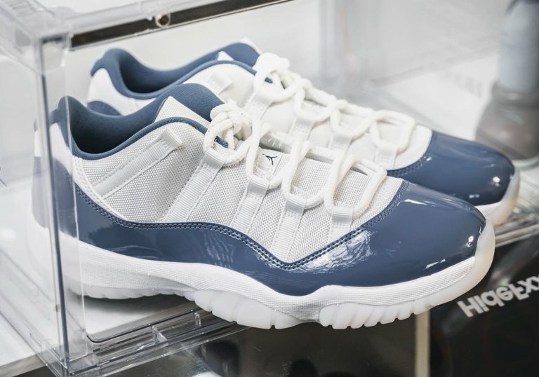 Jordan Air Jordan 11 Retro Low White Navy Diffused Blue Men\'s FV5104-104 Air-Jordan-11-Retro-Low-  main image 4