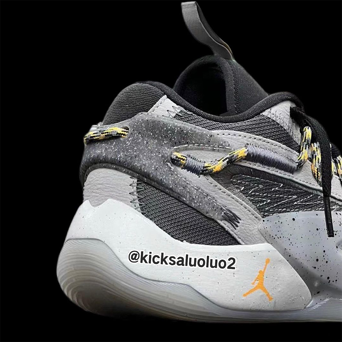 Get Shoes Air Jordan 6 UNC CT8529-410 Grey Yellow Black 2