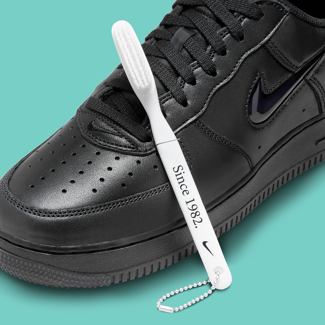 nike Exclusive air force 1 low color of the month black FN5924 001 4