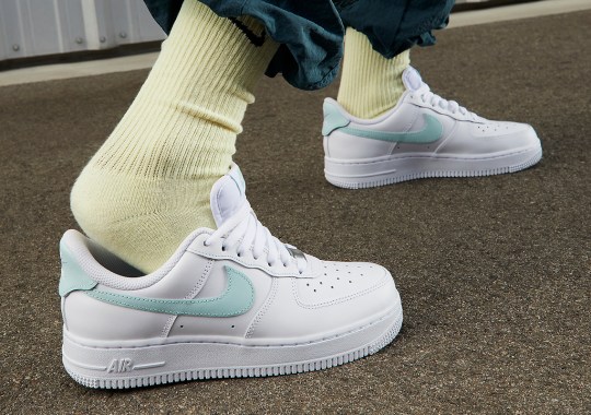 Nike’s Flyease-Assisted Air Force 1 Low Appears In “White/Jade Ice”