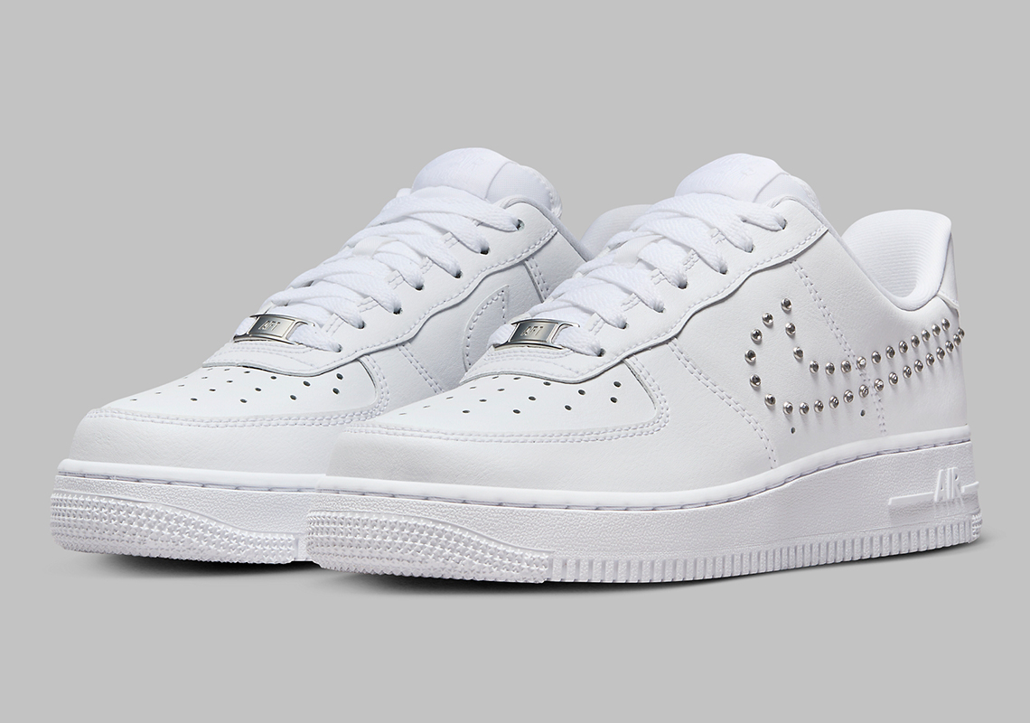 nike air force 1 low white metallic silver fq8887 100 4