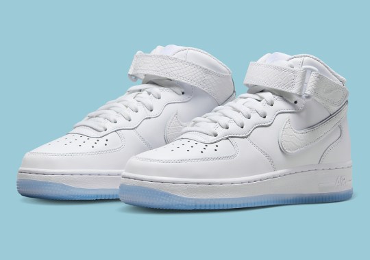 "White Crocskin" Accents The nike miler Air Force 1 Mid