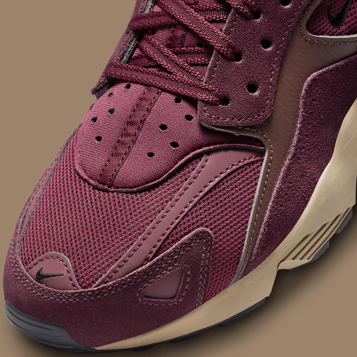 Mens on sale burgundy huaraches