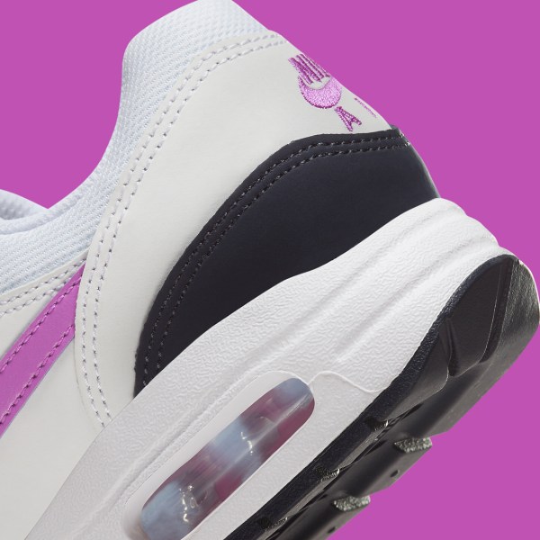 black and purple air max