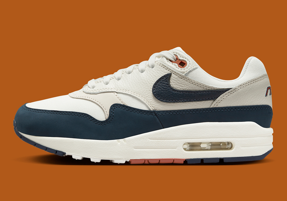 WMNS Nike Air Max 1 LX (Lt Orewood Brown/Sail/Obsidian