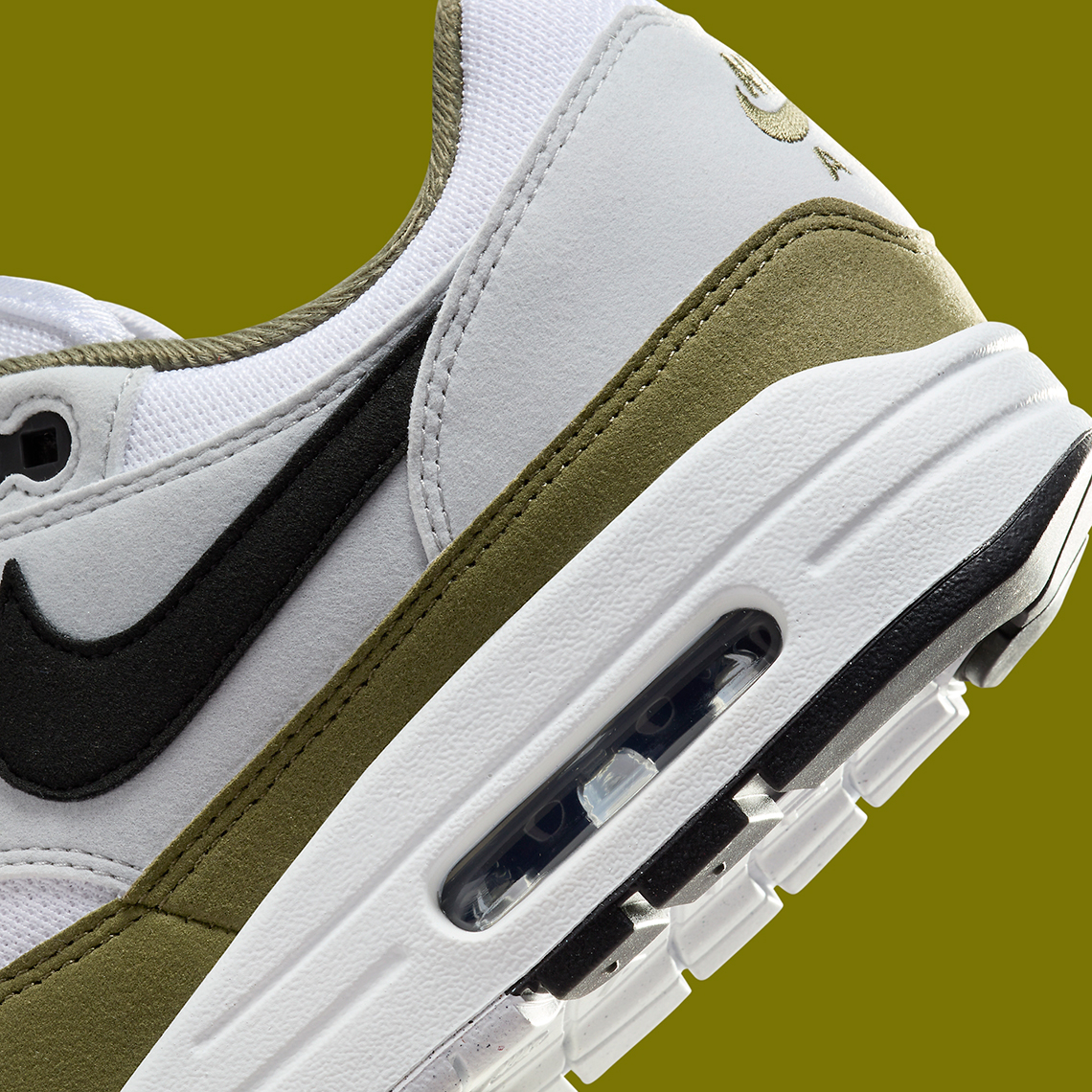 Nike Air Max 1 Medium Olive FD9082-102 | SneakerNews.com