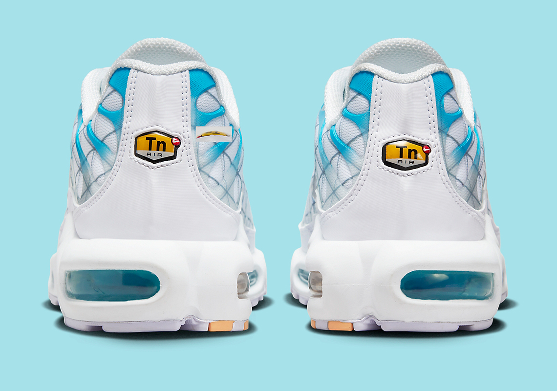 Nike Air Max Plus Marseille Coat Of Arms Fq2397 100 3