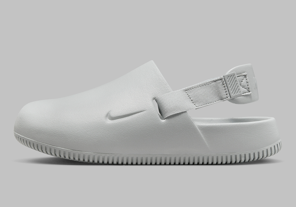 Nike Calm Mule Clog 