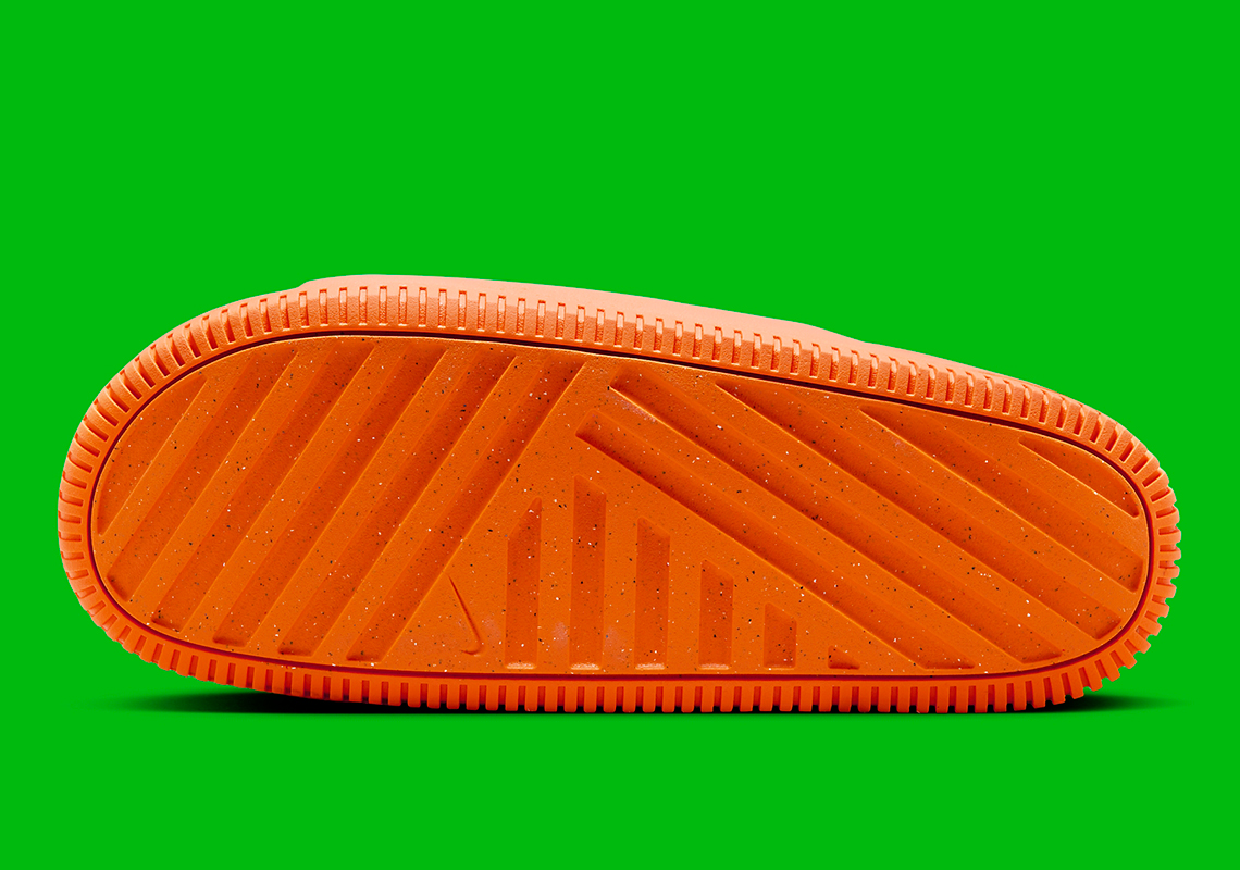 WMNS Nike Calm Slide (Rugged Orange/Rugged Orange) – Rock City Kicks