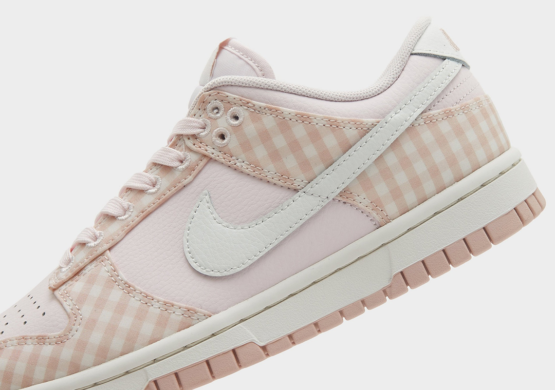 nike dunk low womens pink gingham plaid 2