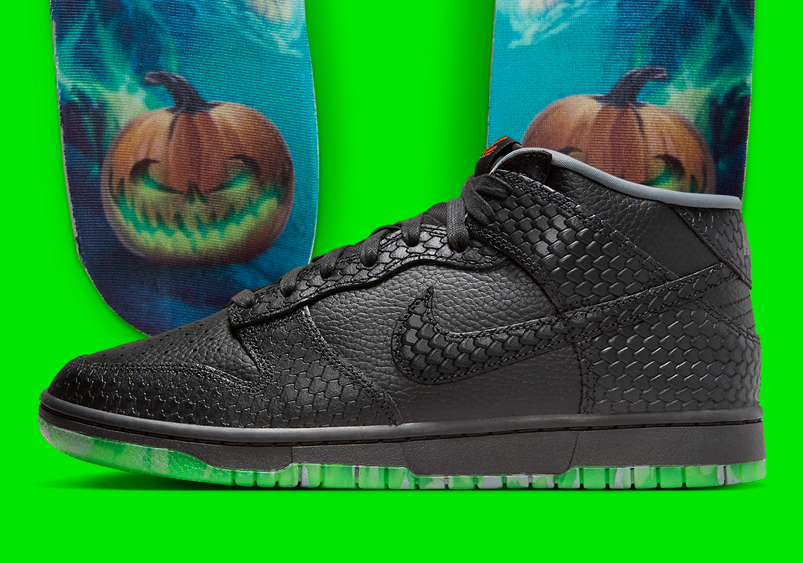 The Nike Dunk Mid Joins The Brand's "Halloween 2023" Collection