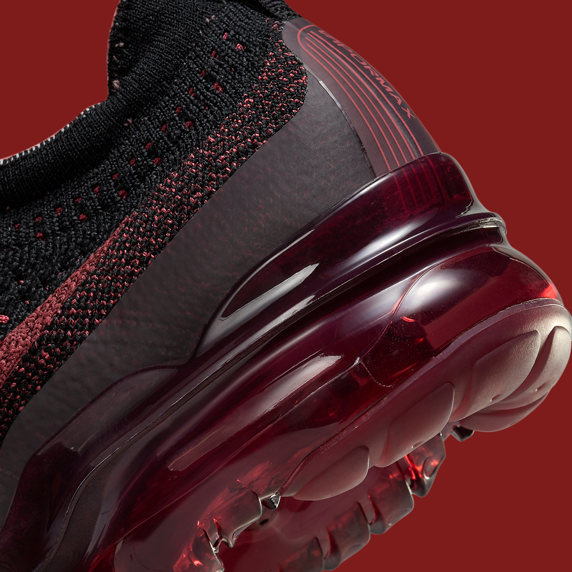 Vapormax noir lacet outlet rouge