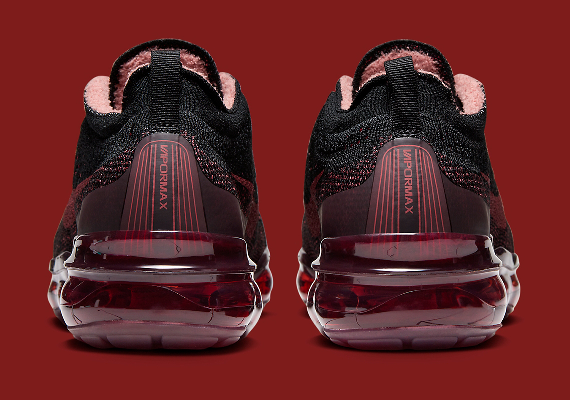 Black and red cheap vapormax flyknit