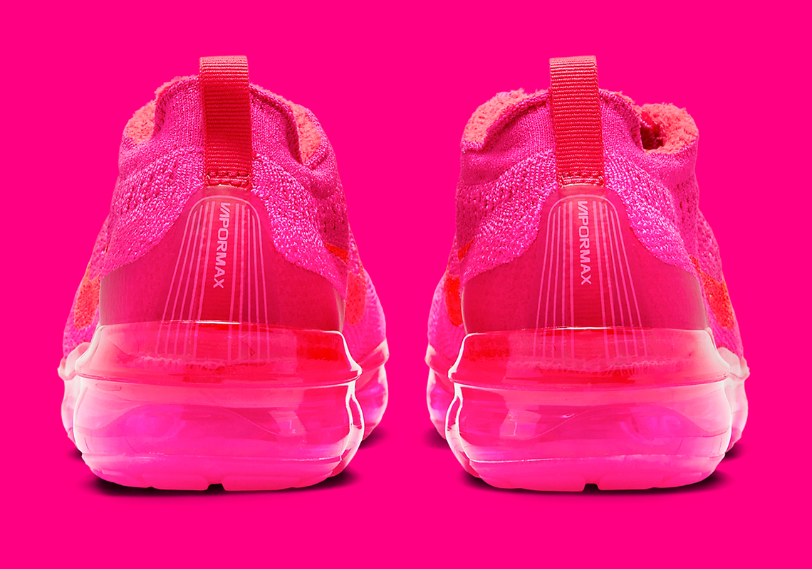 Nike Air VaporMax 2023 Flyknit arrives in Pink Blast - HIGHXTAR.