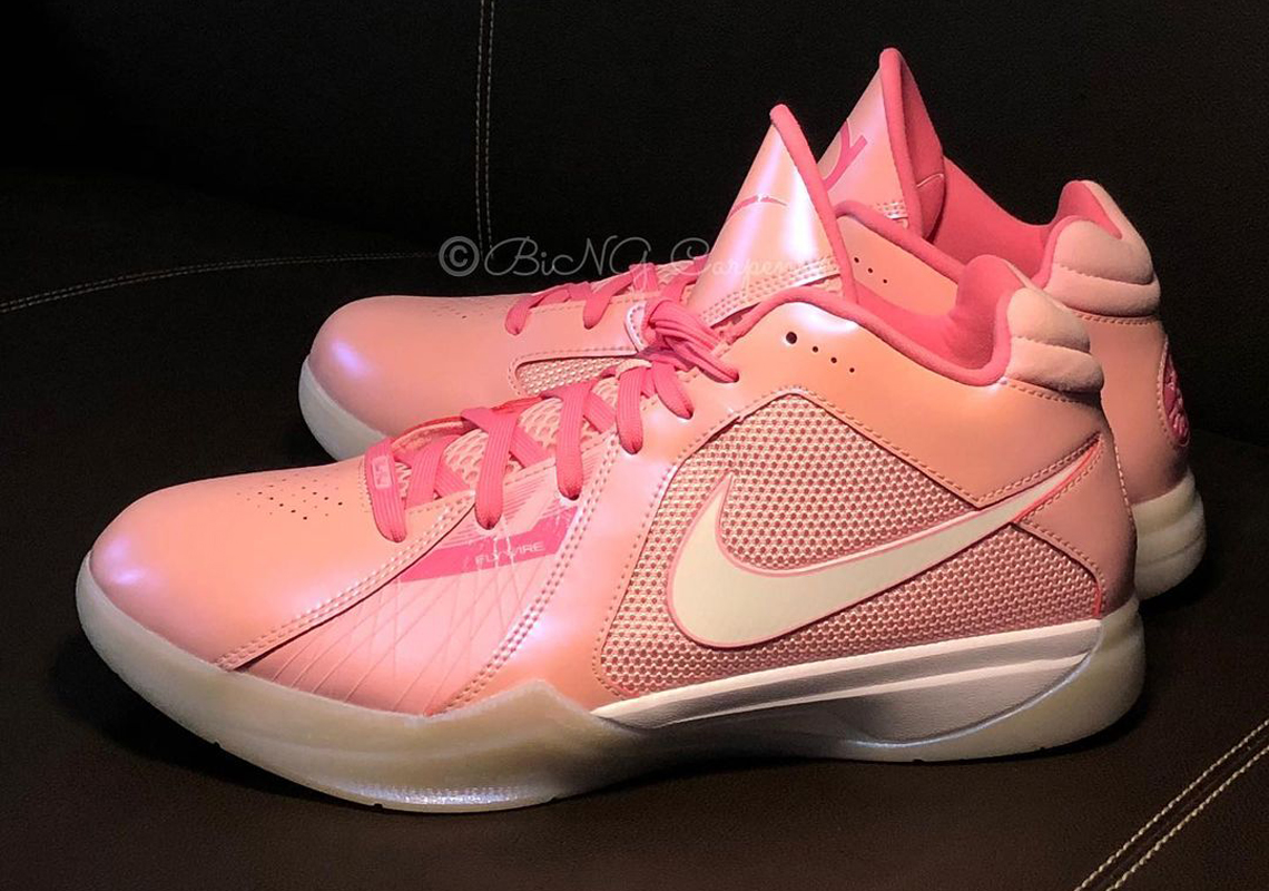First Look At The Nike KD 3 "Aunt Pearl"