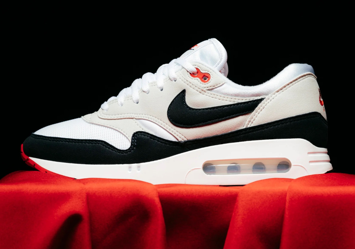 Air max 1 anniversary 'white clearance  and  dark obsidian'