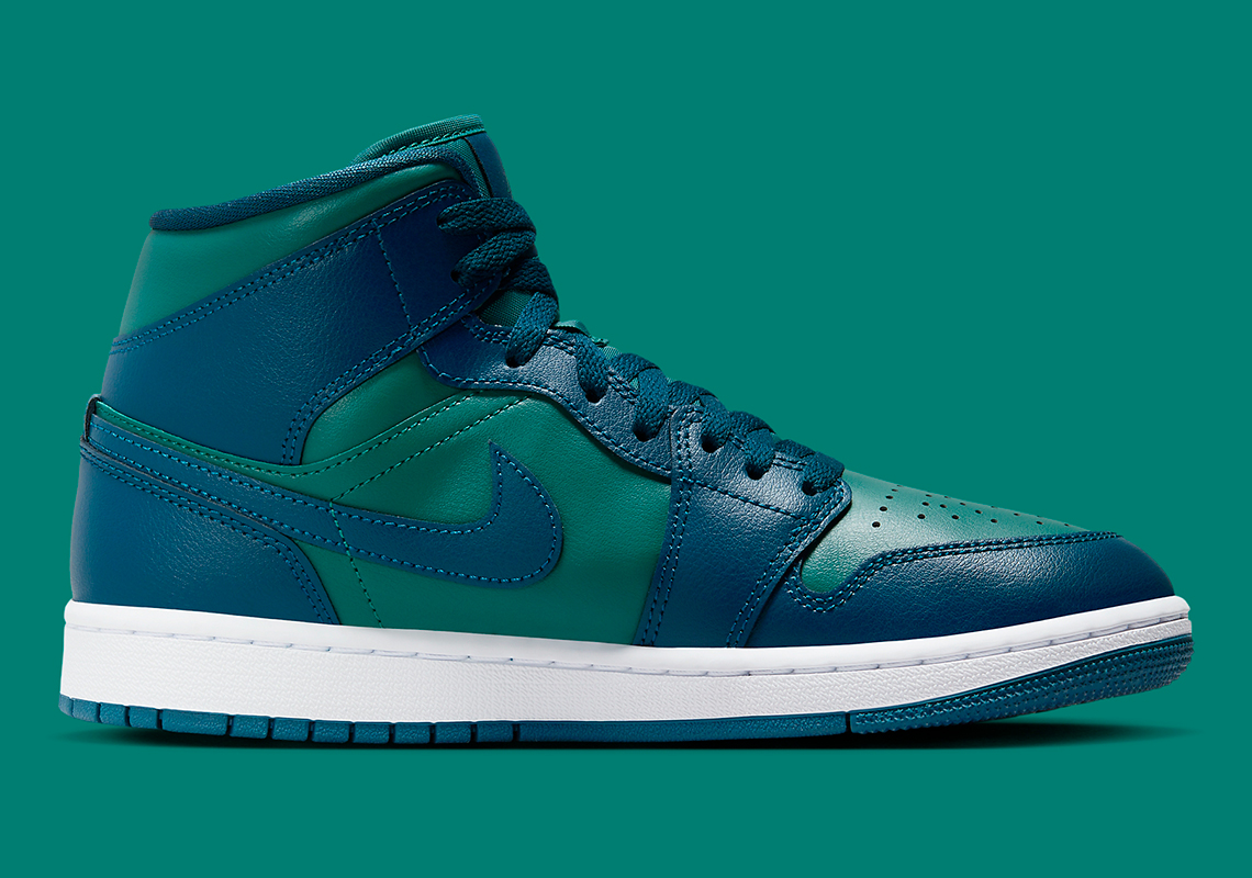 Jordan AIR JORDAN 1 MID - High-top trainers - sky frozen blue/ozone  blue/sail/turquoise 