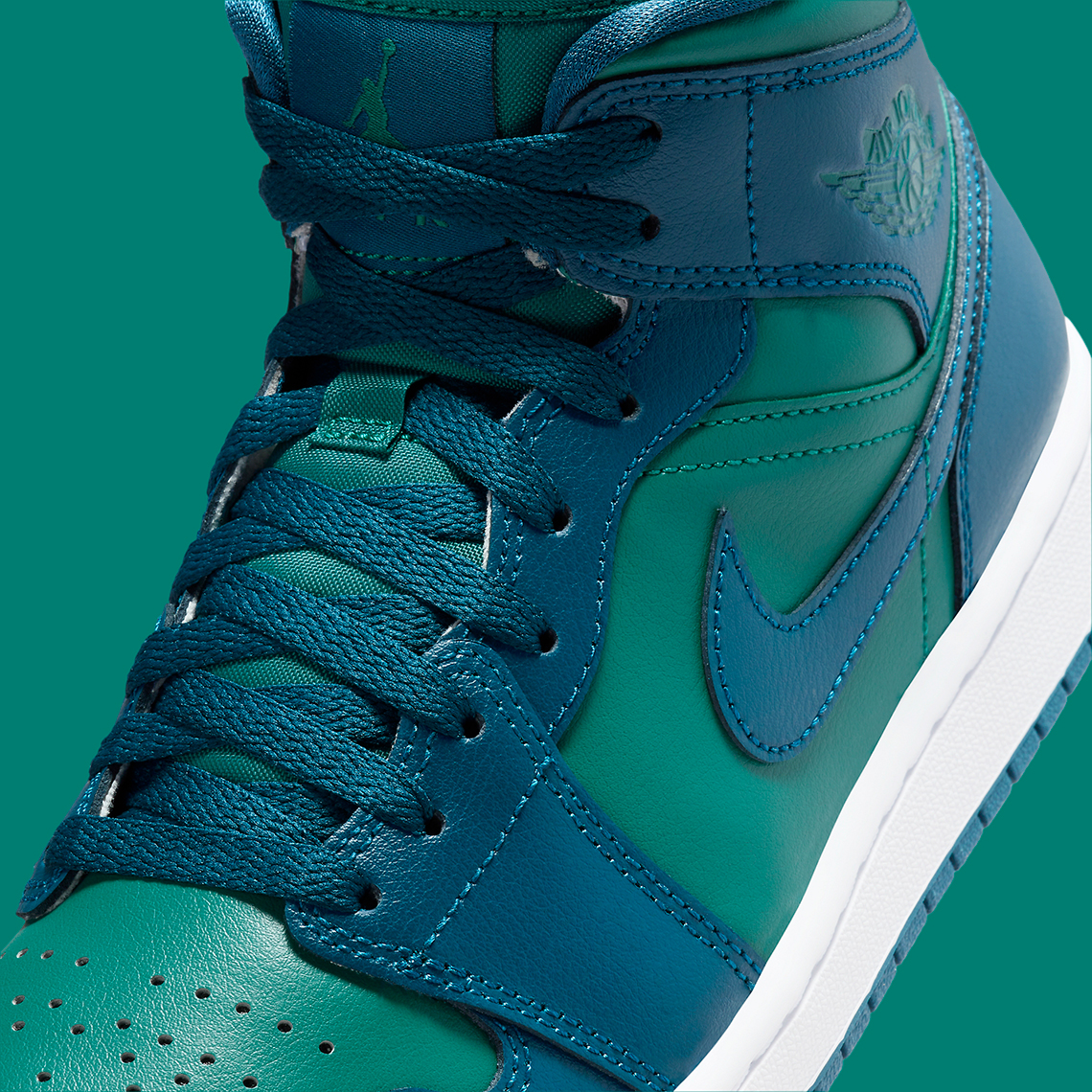 Air Jordan 1 Mid WMNS Sky J Teal BQ6472-301