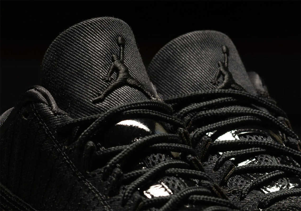 air jordans 11 black and white