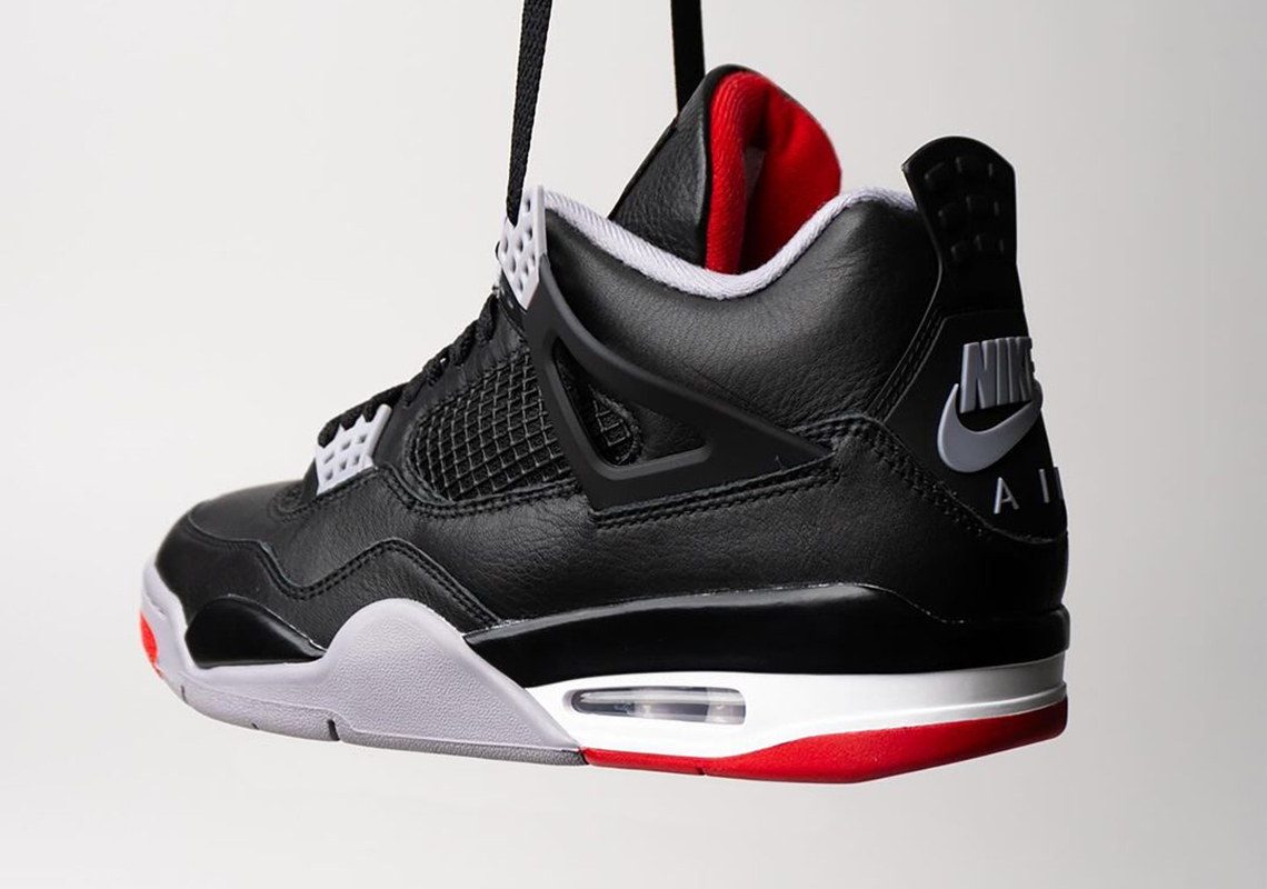 jordan retro 4 rouge feu 2023