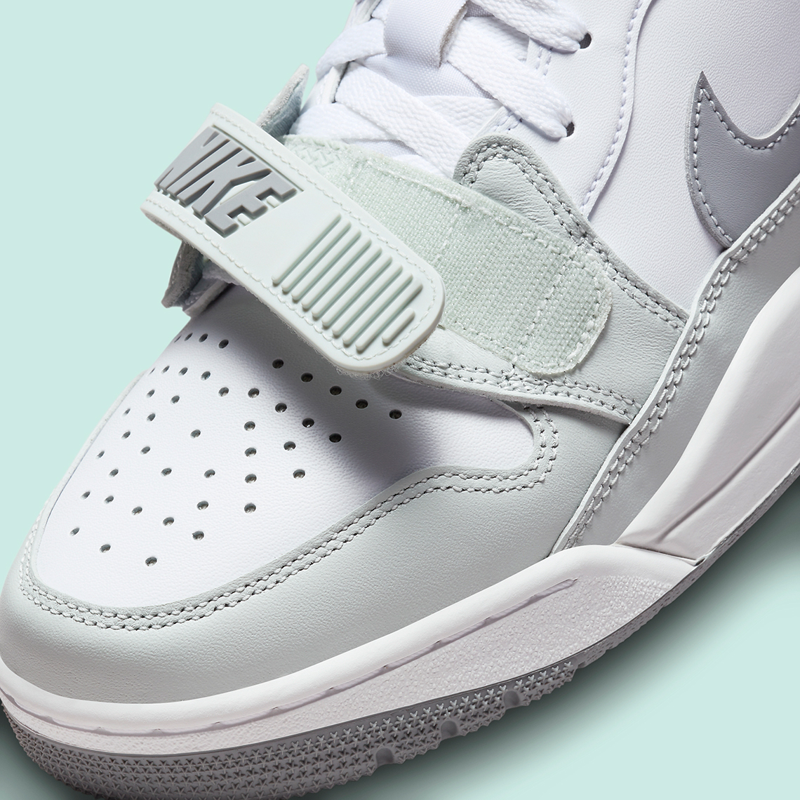 jordan legacy 312 low sea glass FV8115 101 3