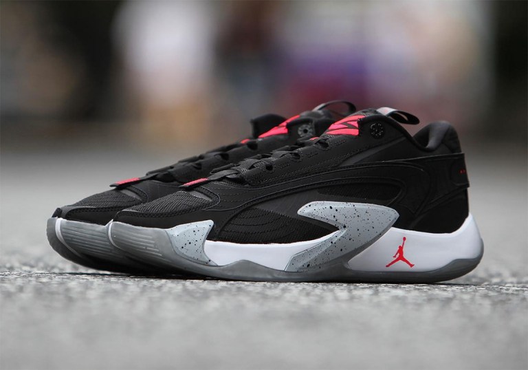 Nike Air Jordan Luka 2 Black Bright Crimson Grey DX8733-006 Size 8 Men No Lid Nike Air Jordan Luka 2 Doncic Black Bright Crimson Grey  main image 3