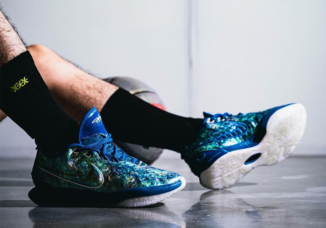 The Nike LeBron 21 Abalone Releases In December | SneakerNews.com