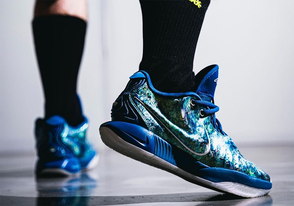 The Nike LeBron 21 Abalone Releases In December | SneakerNews.com