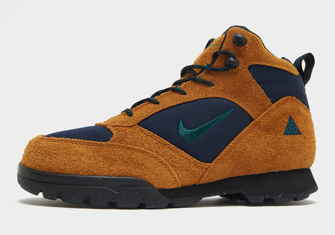 nike acg torre mid peace navy green 1