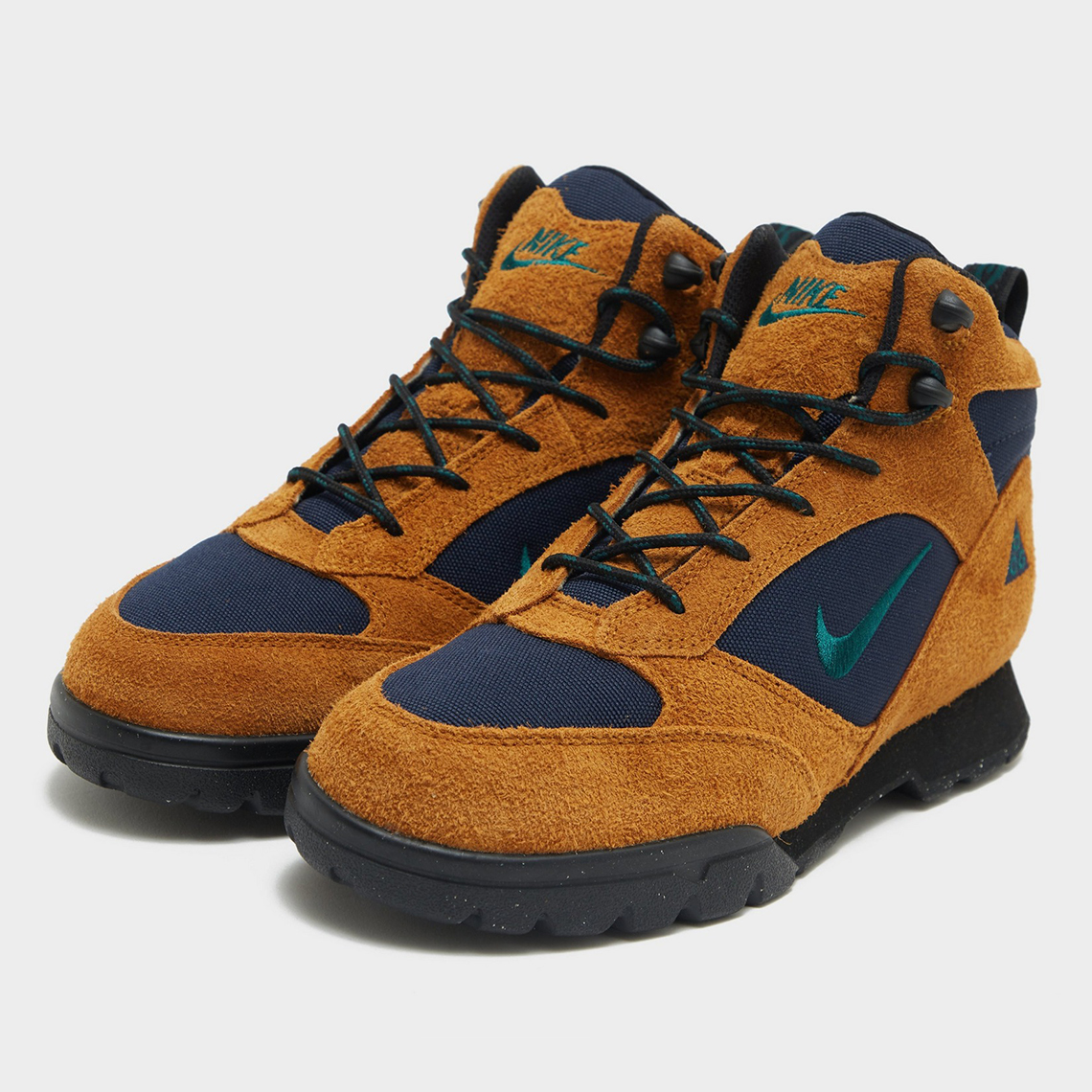 nike acg torre mid peace navy green 2