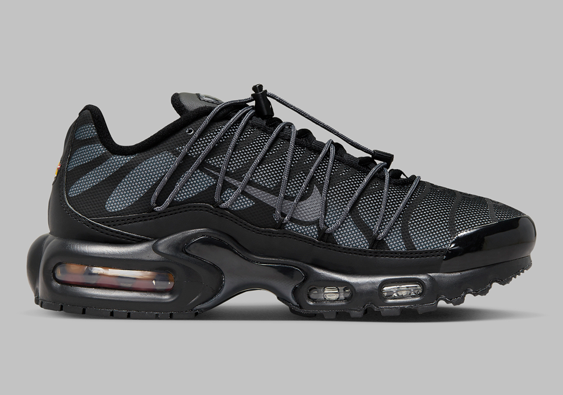 nike air max plus black silver fz2770 001 8