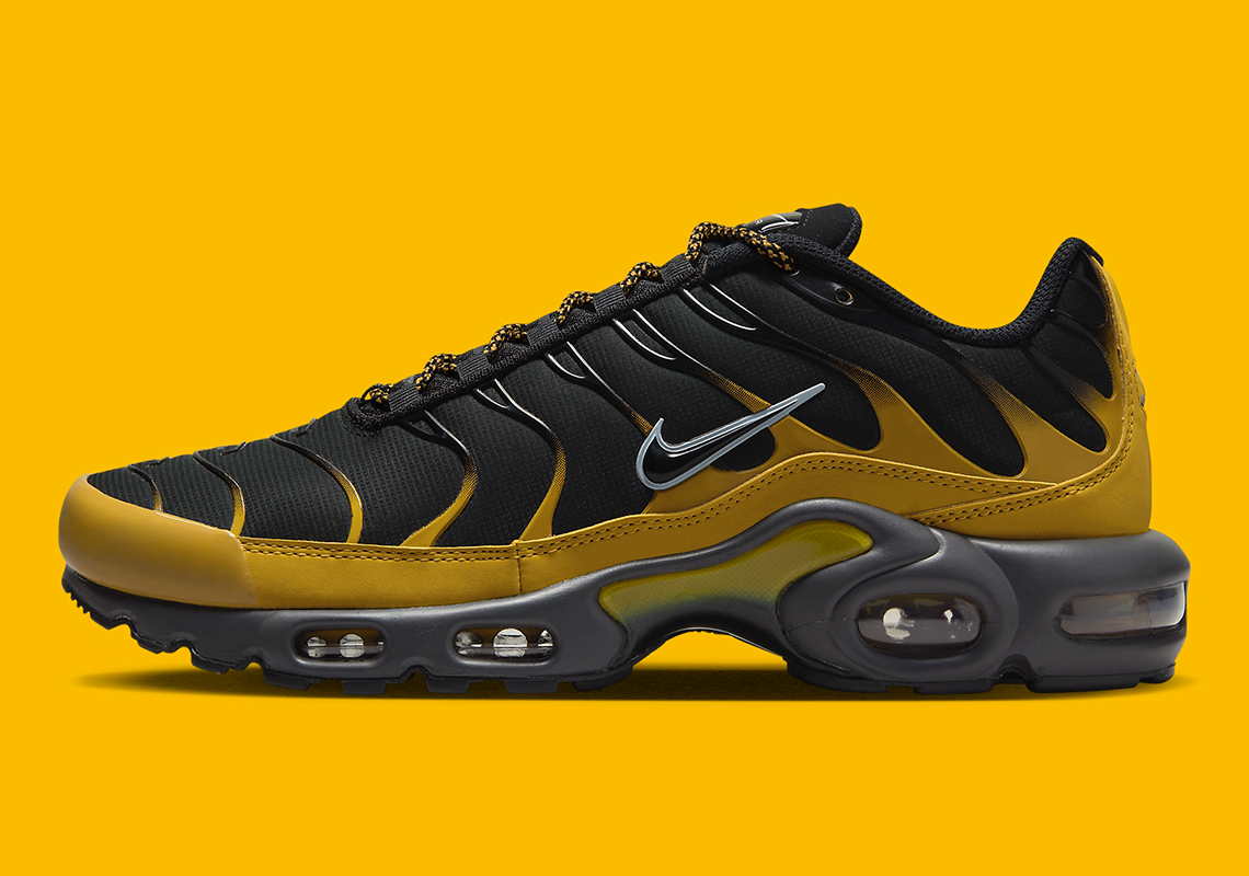 The Nike Air Max Plus Dresses Up In Black And University Gold