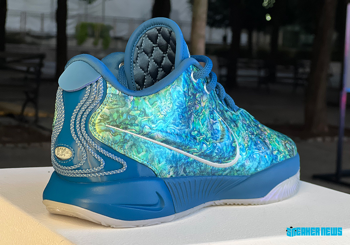 The Nike LeBron 21 Abalone Releases In December | SneakerNews.com