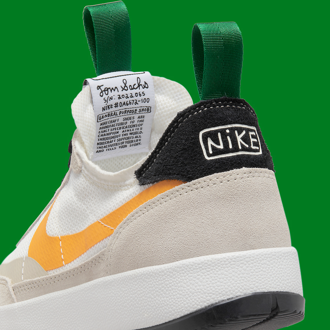 Tom Sachs Chaqueta acolchada negra térmica para invierno de Nike Training Summit White Pine Green University Gold Da6672 100 4