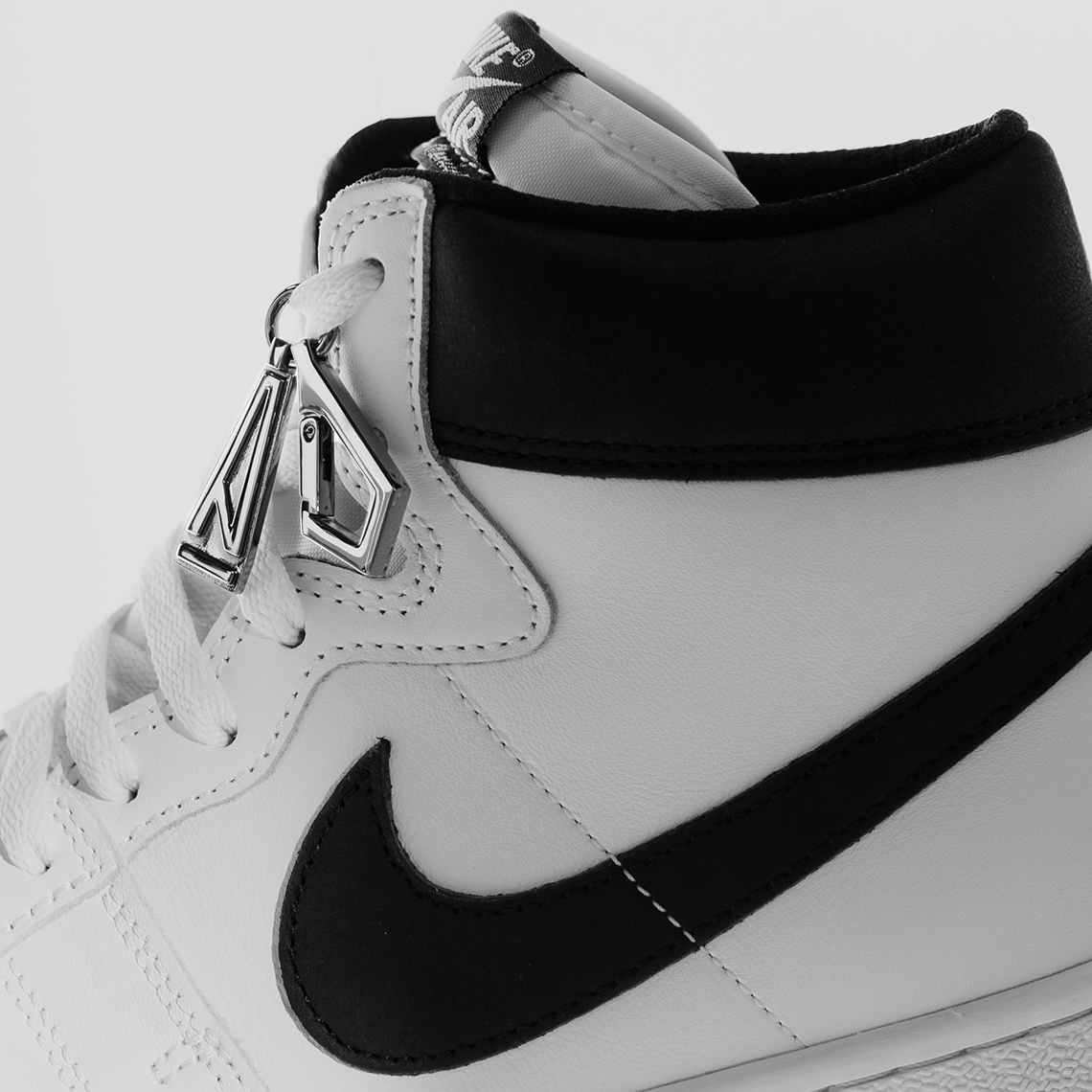 More Dior Air Jordan 1s Reportedly on the Way Nike Air Jordan Flight 1 Black Grey White Gs 2013 Sz 6y 2