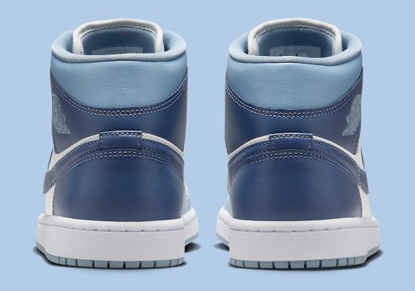 Air Jordan 1 Mid Womens Blue BQ6472-140 | SneakerNews.com