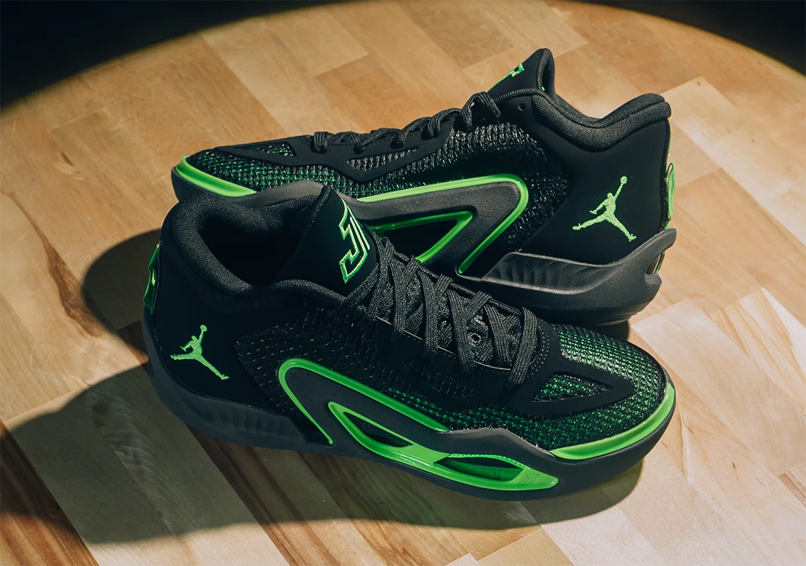 Boston celtics sales green shoes