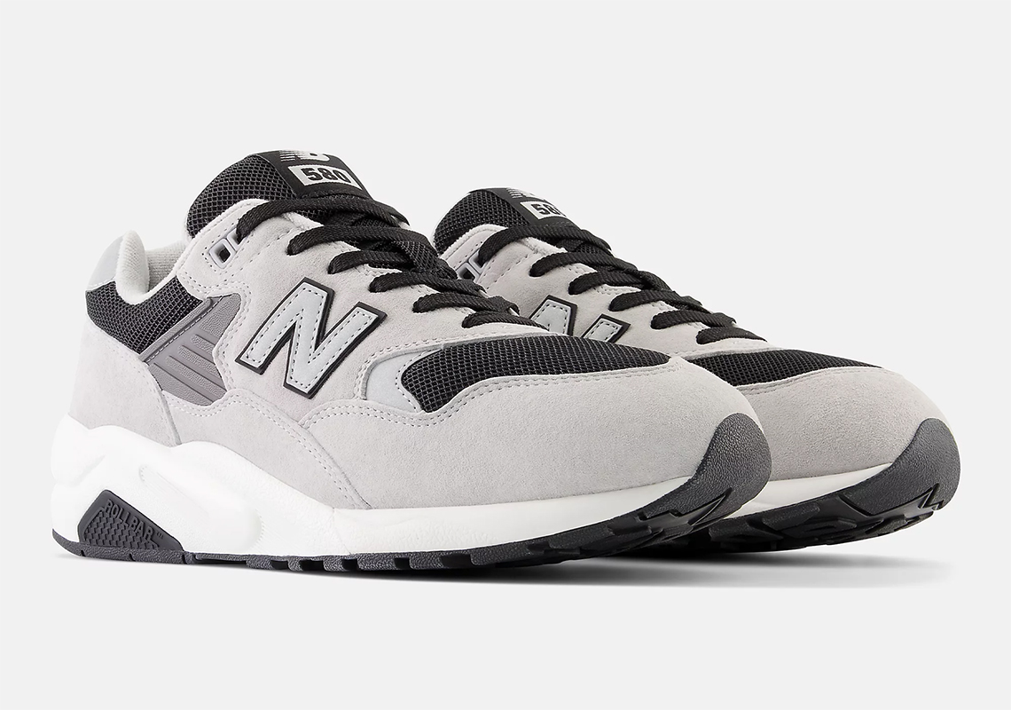 The New Balance Men 550 Whie Grey BB550WTG Gets Doused In “Raincloud”