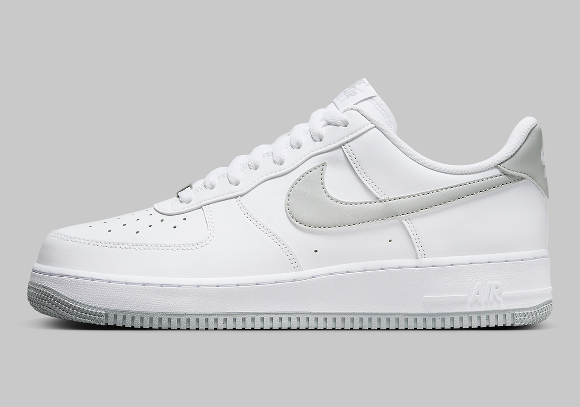 "Light Smoke Grey" Accents Land On This Clean Nike Air Force 1 Low