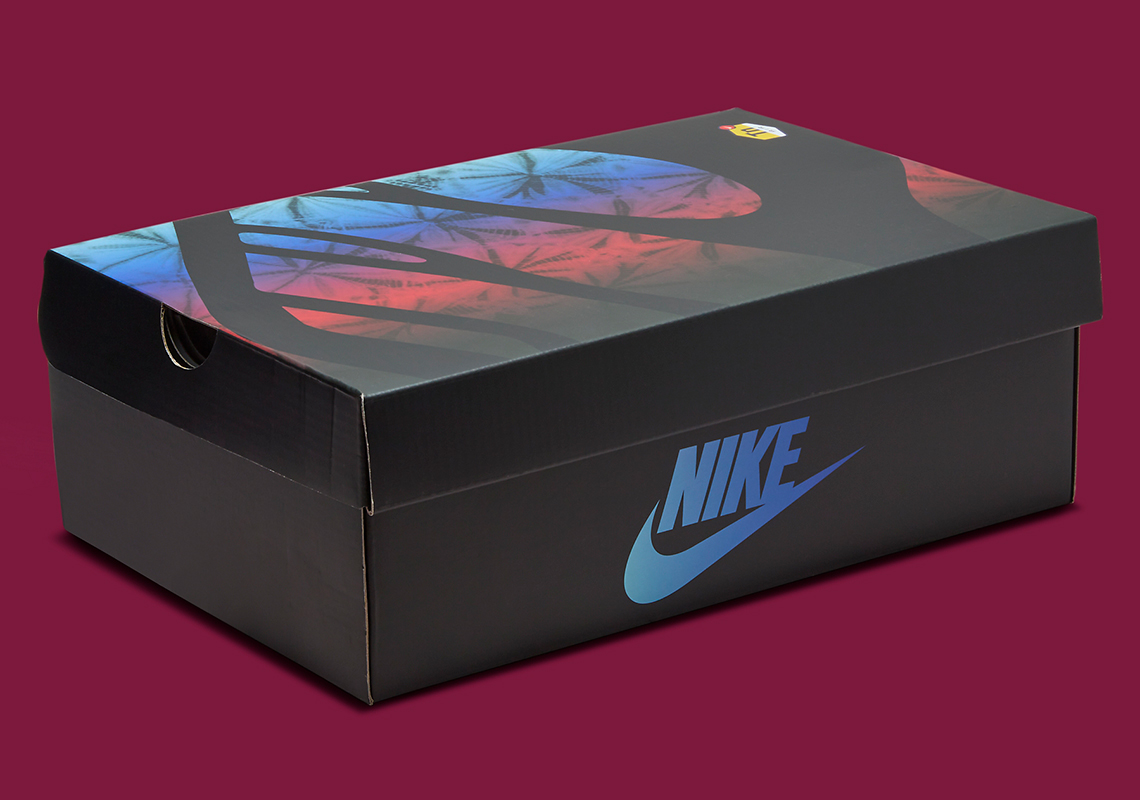 Nike air max outlet plus shoe box