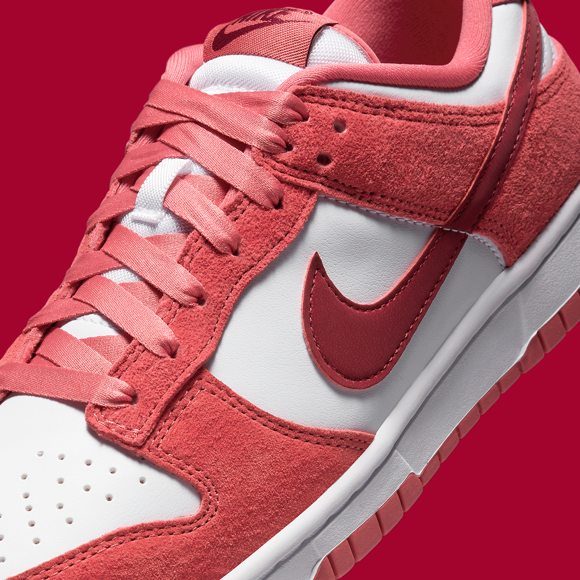 Nike Dunk Low Valentine's Day 2024 FQ7056100