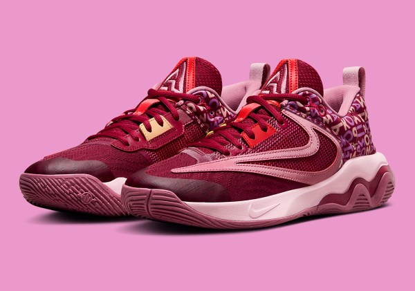 Nike LeBron Witness 8 