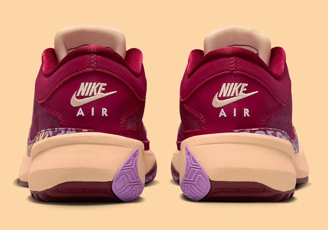 Nike Zoom Freak 5  display picture 2