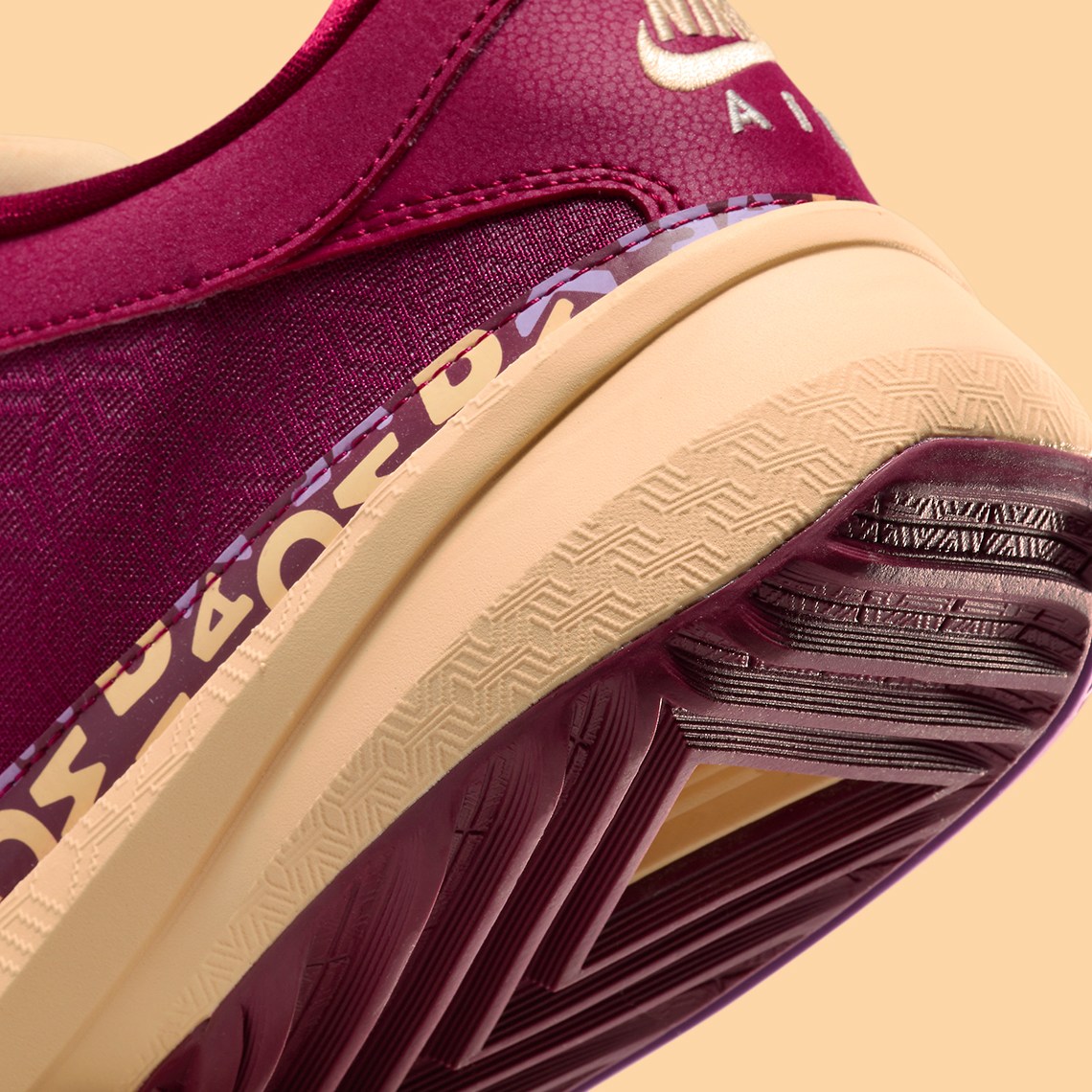 Nike Zoom Freak 5  display picture 3